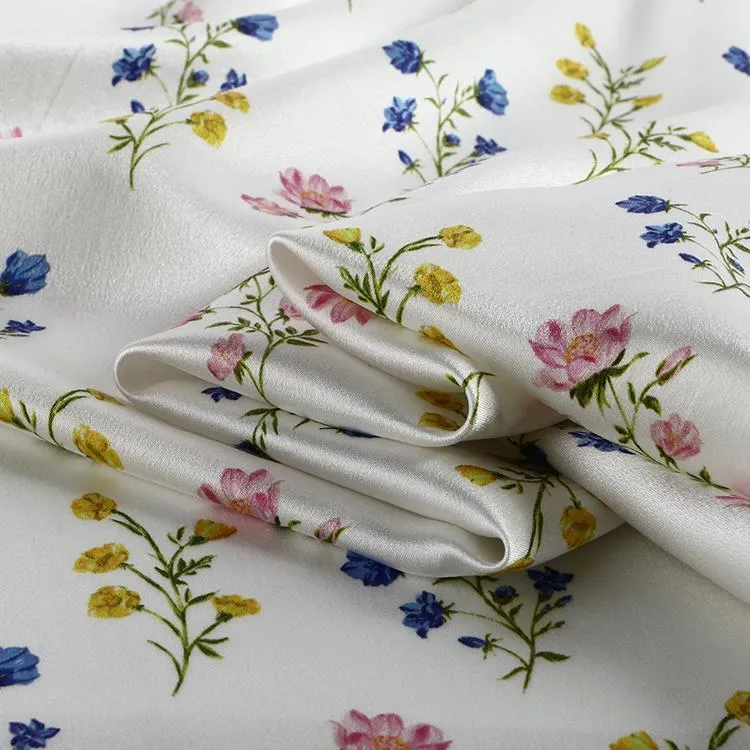 Unterschiede zwischen Seidenstoff und Chiffon